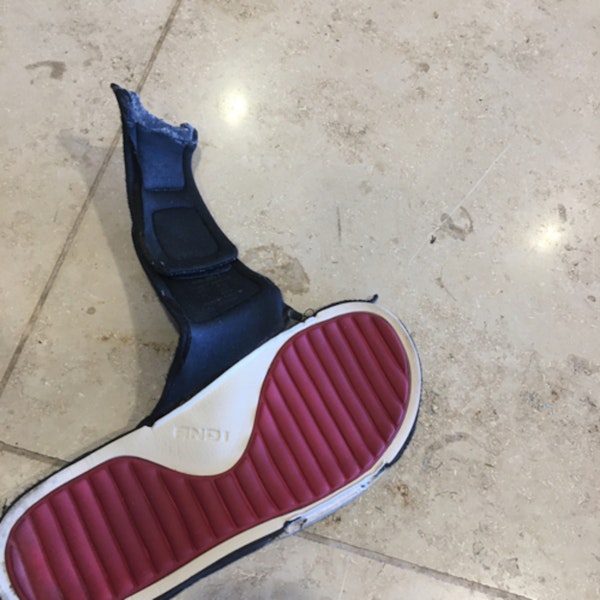 Only lose shoe broke
