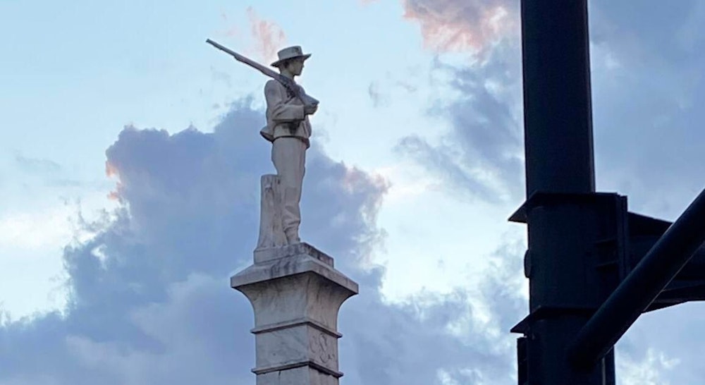 Bonus Episode: Confederate Statues - Should They Stay or Should They Go? (with a focus on Gainesville, Texas)