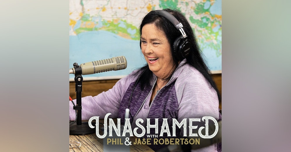 Ep 465 | Miss Kay & Lisa Go Public with Untold Robertson Family Stories