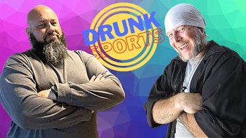 Drunk Sports LIVE! 11/16 - #Cowboys #Packers Recap | What Happened to Her Face?