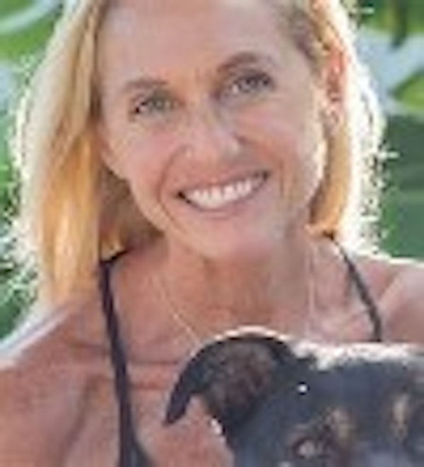 214 | Karen Thomas - Animal Communicator and Advocate for Animals