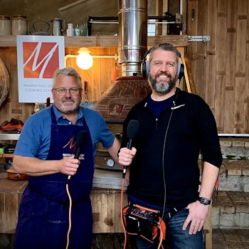 Masterclass Part 2 - Steaks, pizza, crispy chicken, porchetta and smoking foods with David Jones from the Manna From Devon Wood Fired Oven Cooking School.