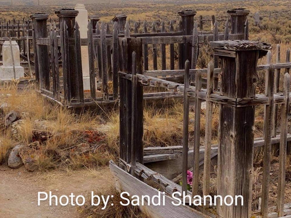Episode 27 - Old Cemetery & the Ghost Town of Bannack, Montana