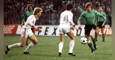 image for AS Saint-Étienne-Bayern Munich 1976 : Maudits Poteaux Carrés…