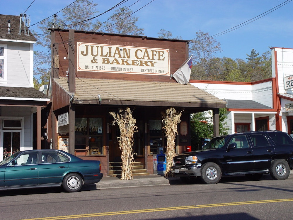 8 Tips For Your Road Trip To Julian