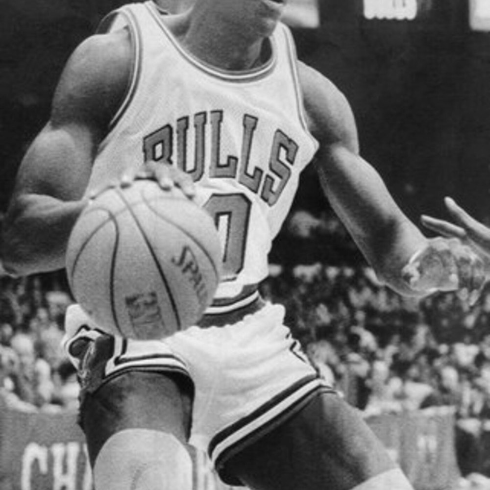 Michael Jordan's second NBA season - Cavaliers (Oct 25), Pistons (Oct 26) at Bulls - 1985 - NB86-2