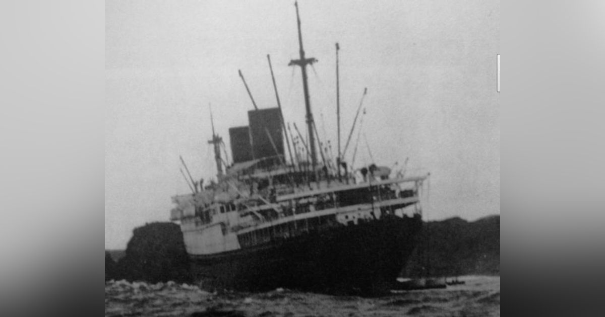 S3-E12 - American Luxury Cruise Ship Runs into Green Island 綠島 (1937) S3-E12 - American Luxury Cruise Ship Runs into Green Island 綠島 (1937)