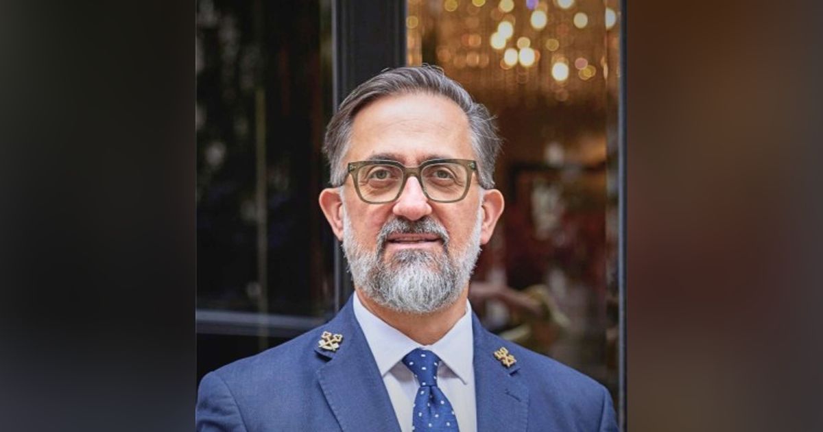 What It Takes to Earn the Golden Keys - Burak Ipekci