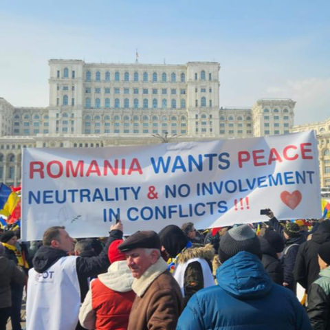 Protests in Romania, Ai, Toxins in Makeup Lipstick Perfume and Vapes - Sane in an Insane World