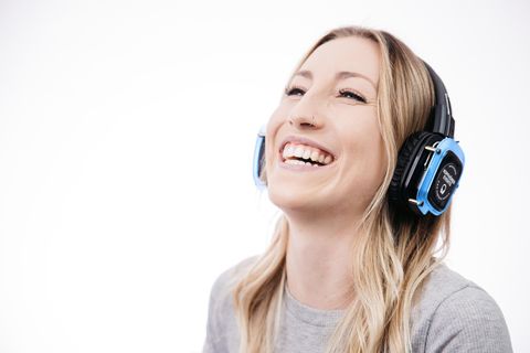 Dance Meets Tech: How Silent Disco Events Are Changing the Nightlife Experience