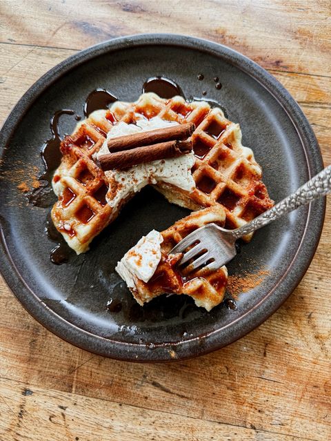 Cinnamon Roll Mochi Waffles (naturally gluten-free!)