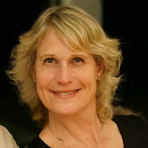 Avoiding Panic: Learning from Planning and Preparedness in Earthquake and Tsunami Zones, plus Dark Humour | With guest emergency planner Dorit Mason and host Tim Conrad