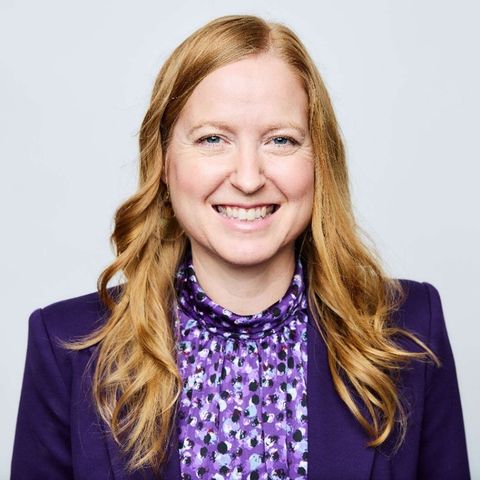 The Hotel Owner Who Became a Flight Attendant: Life, Leadership, and the Pursuit of Service with Rachel Vandenberg